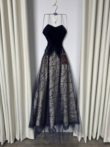 فستان جوخ كحلي راقي