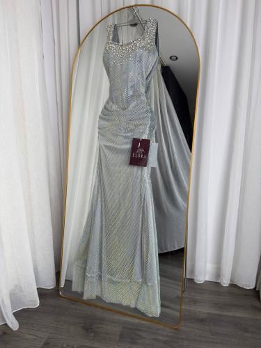 فستان سهره بلون فضي راقي