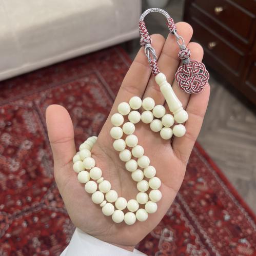 بكلايت طربزونة ( كريمي فاتح )
