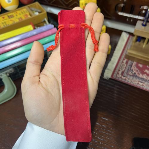 محفظة قلم ( أحمر )