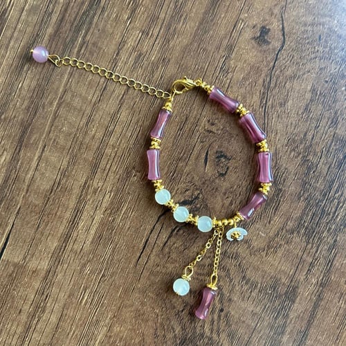 اساور ذو تصميم آسيوي