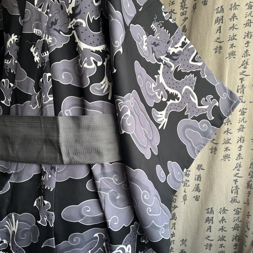 يوكاتا رجالي شكل التنين مع الحزام