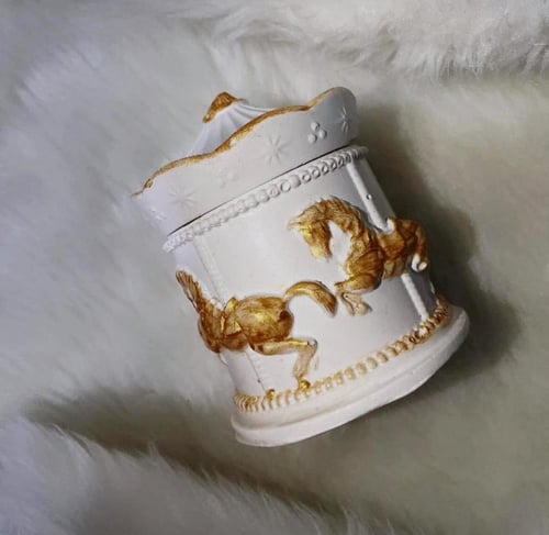 شمع احلام اليونيكورن