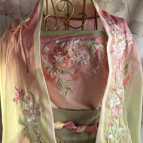 هانفو صيني وردي و اخضر