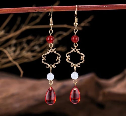 اقراط آسيوية