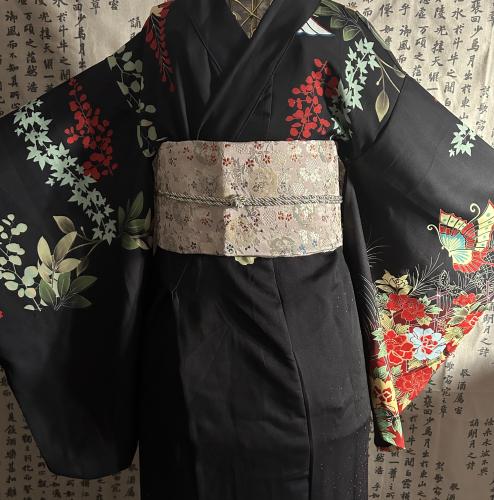 يوكاتا ايجار ياباني اسود