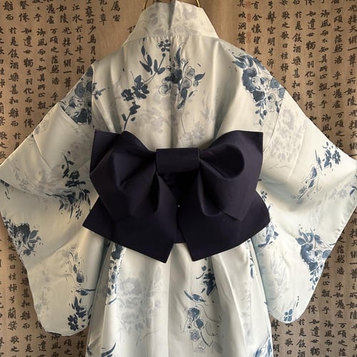 يوكاتا ازرق مع حزام فيونكة