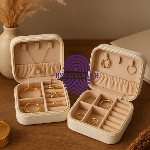 شنط إكسسوارات جلد مربعة – درزن (12 حبة)