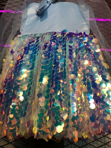 فستان بناتي من الترتر مع ربطة شعر