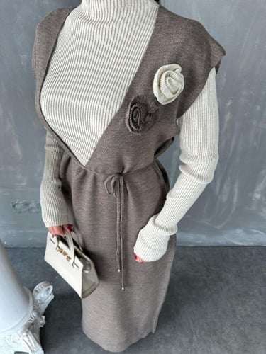 فستان من التريكو من قطعتين