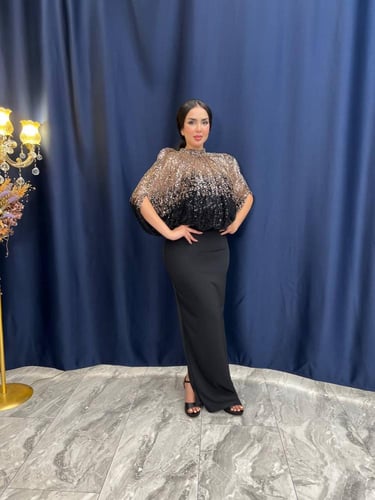 فستان سهرة بصدر من الترتر