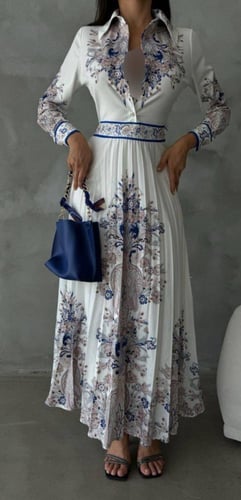 فستان مطبوع بطبعات ومكسر