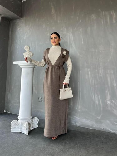 فستان من التريكو من قطعتين