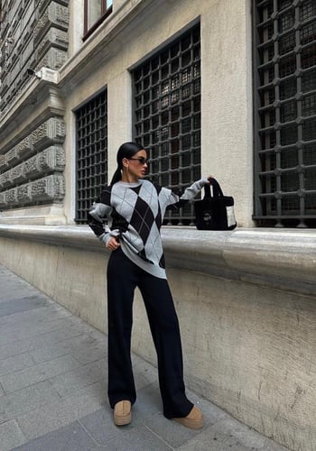 مجموعة كنزه صوفيه بلونين