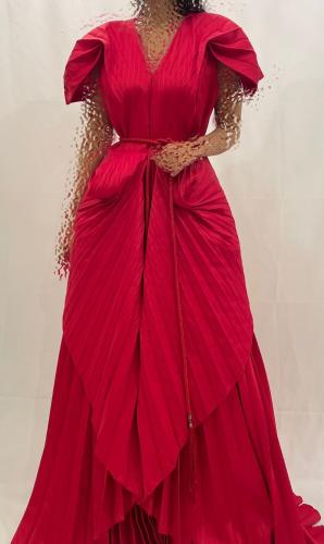 فستان من ماركة John Ataker