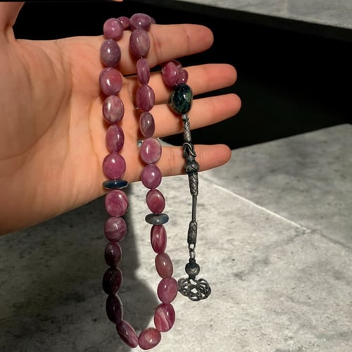 سبحة بحجر الياقوت الطبيعي بشهادة المختبر