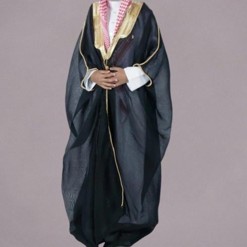 بشت أسود شبابي