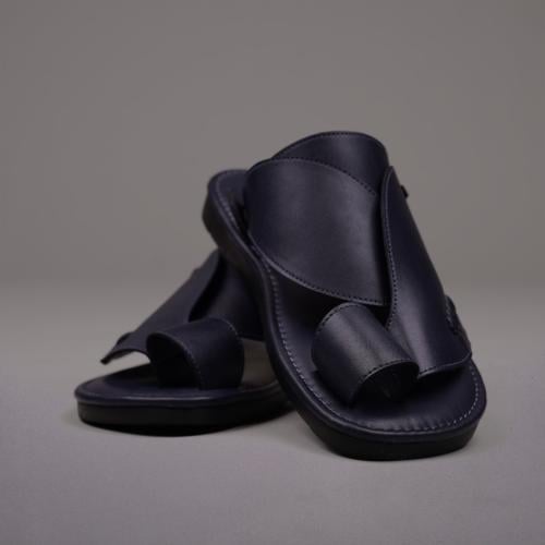 حذاء شرقي كحلي سادة || فيتالي