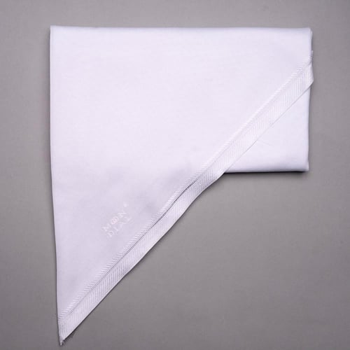 غترة المونديال شتوي أبيض