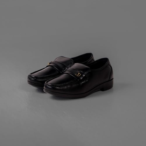 جزمة فيتالي شبابي