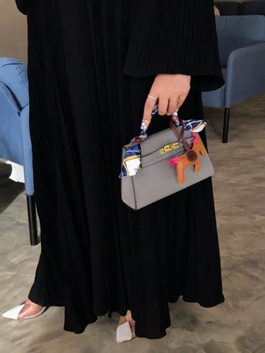 شنط براند he صغير