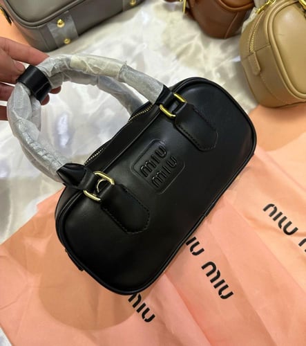 شنط براند miu