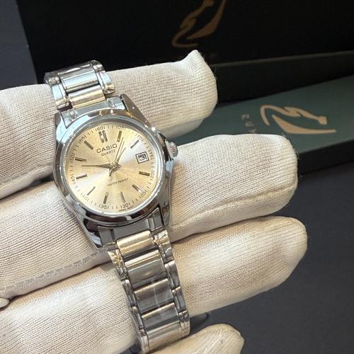 ساعة كاسيو نسائي