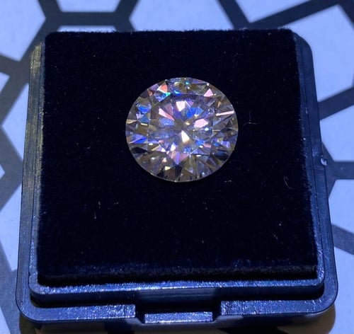 مويسانيت عالي الجودة (VVS) 4 قيراط