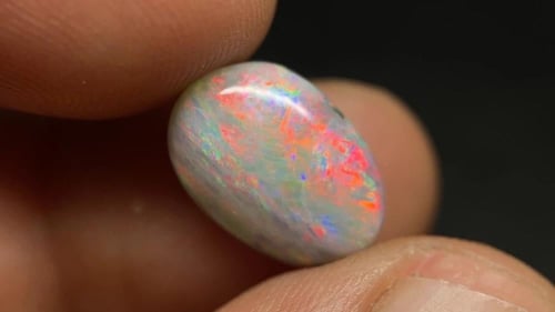 اوبال أسترالي طبيعي (غير معالج) 4.4 قيراط