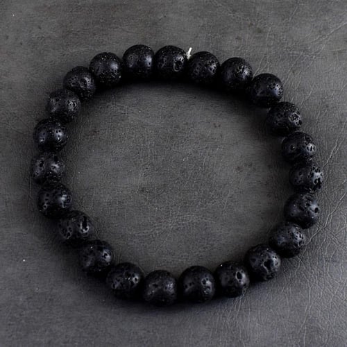 اسوارة حجر اللافا البركاني 83 قيراط