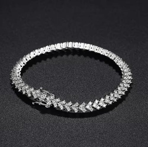 اسوارة فضة مطلية ذهب عيار 18 بأحجار المويسانيت