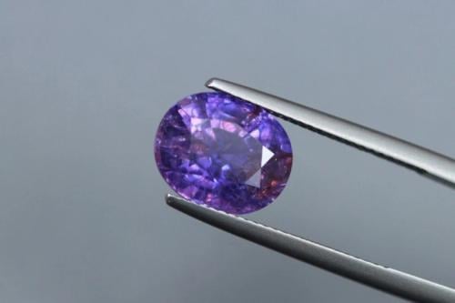 زفير بنفسجي أرجواني طبيعي (غير معالج) 6.72 قيراط