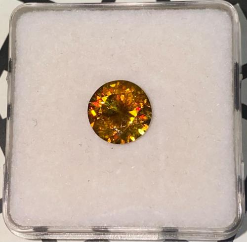 سفين باكستاني طبيعي (غير معالج) 4.9 قيراط