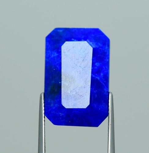 لازورد أفغاني طبيعي (غير معالج) 10.74 قيراط