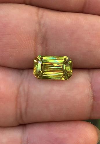 سفين تنزاني طبيعي (غير معالج) 5.79 قيراط