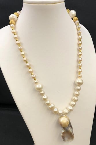عقد لؤلؤ طبيعي (غير معالج) 217 قيراط