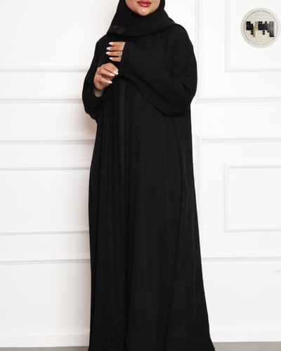 عباية سوداء بنقش مشجر أمامي وخلفي – تصميم أنيق وعص...