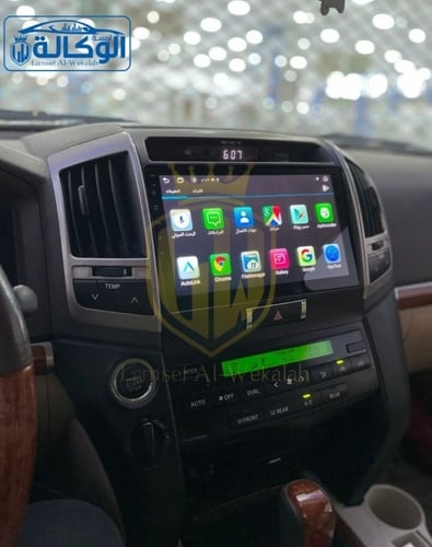 شاشة لاند كروزر من 2008 الي 2015