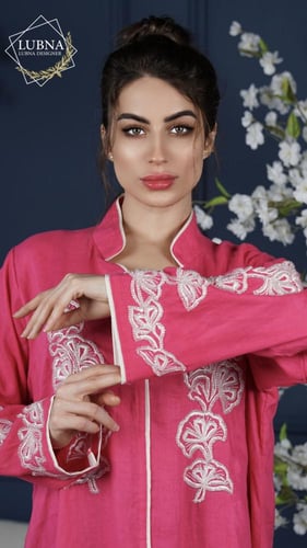 ثوب تطريز بالطارة مفرغ يدوي