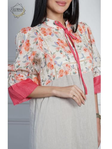 فستان كلوش مفعم بالأنوثة