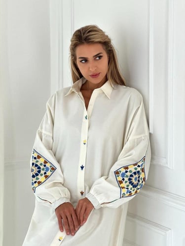 جلابية رمضانية مطرزة يدويا - اوف وايت