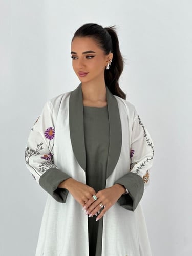 عباية انيقة بتطريز يدوي - قطعتين