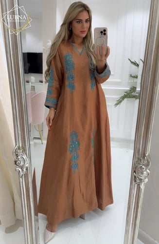 ثوب تطريز بالطارة مفرغ يدوي