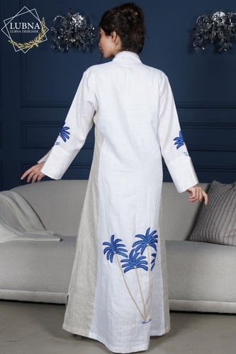 ثوب مطرز يشبه فخامتك