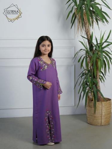 طقم الأم و ابنتها تطريز بشريطة x مخمل بنفسجي