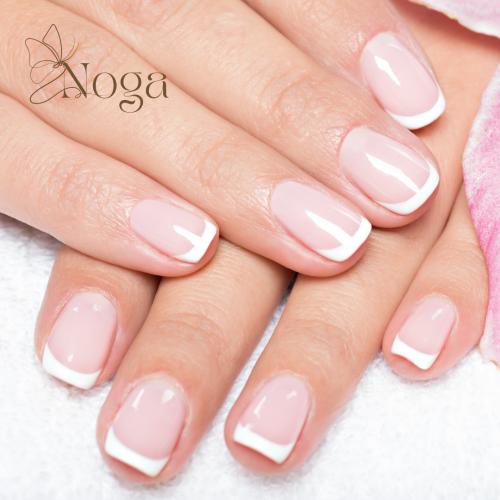 لون أظافر فرينش أيدي أو أرجل