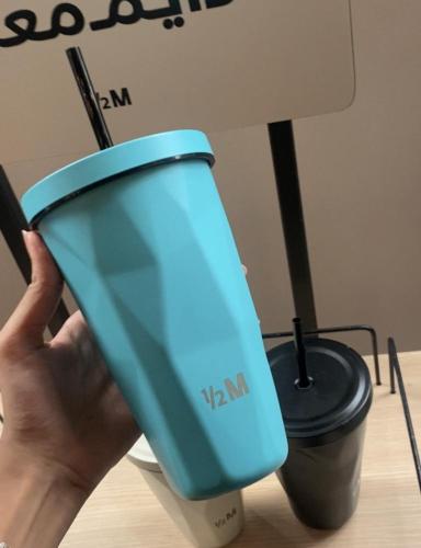 مق هاف مليون تيفاني