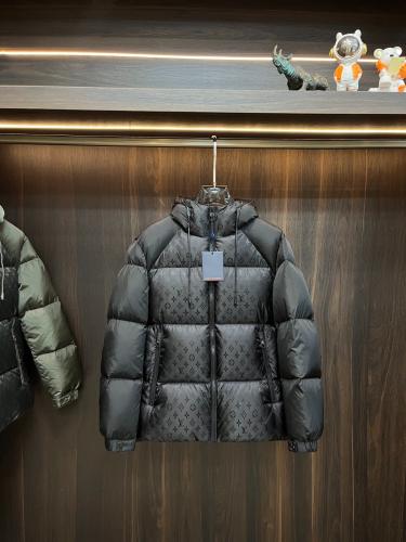 ‏ Louis Vuitton