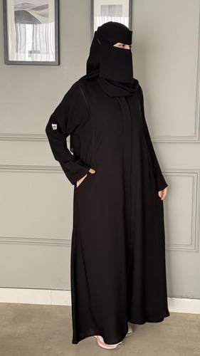 عباية فهده بسحاب مخفى وجيوب