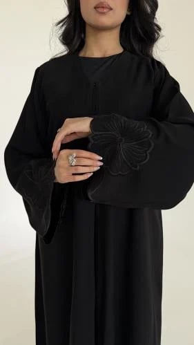 عباية هنادي